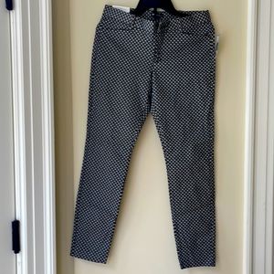 NWT Gaps Slim City Black Stretch straight leg pants size 6